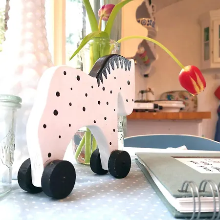 Bauwagen Lilly In Hemmoor