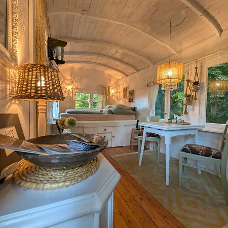 Appartement Bauwagen Lilly In *